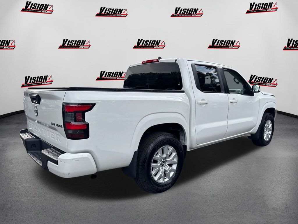 2022 Nissan Frontier SV photo 4