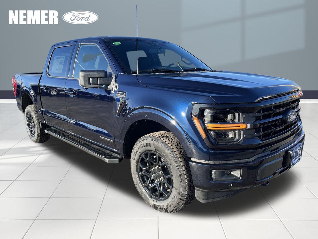 2025 Ford F-150 XLT's photo