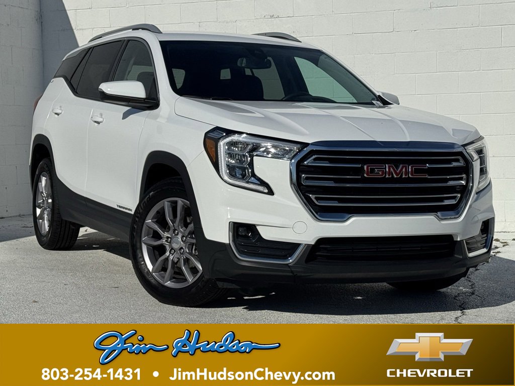 2024 GMC Terrain SLT's photo
