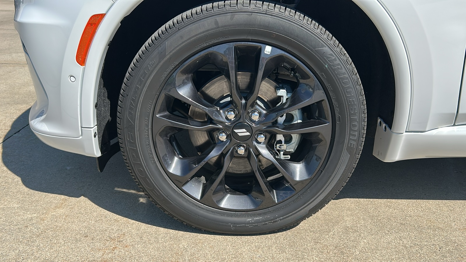 2025 Dodge Durango R/T Plus photo 8