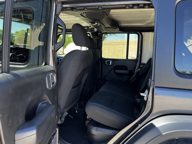 2023 Jeep Wrangler Rubicon 4xe photo 7