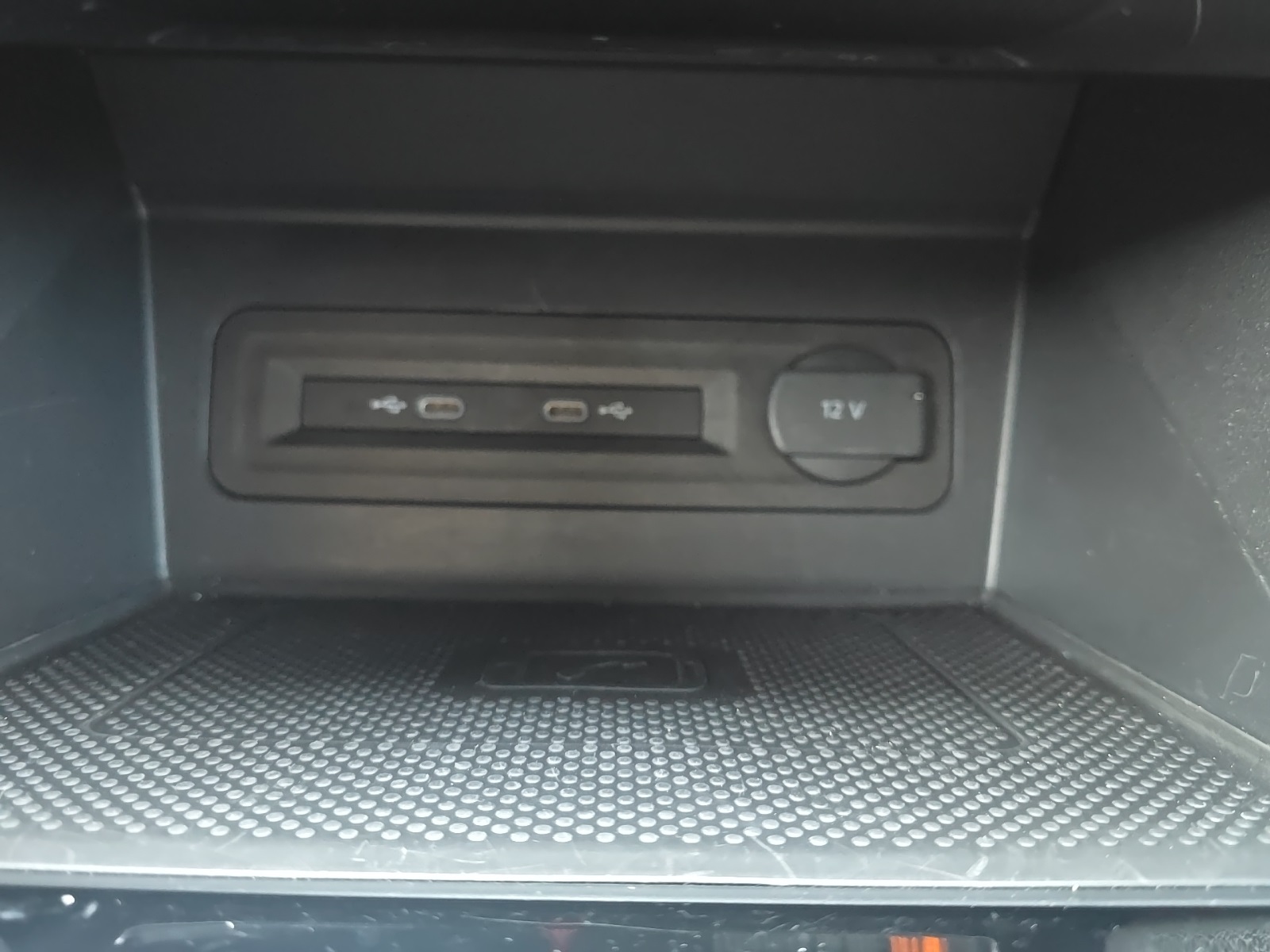 2022 Volkswagen Atlas V6 SEL R-Line photo 28