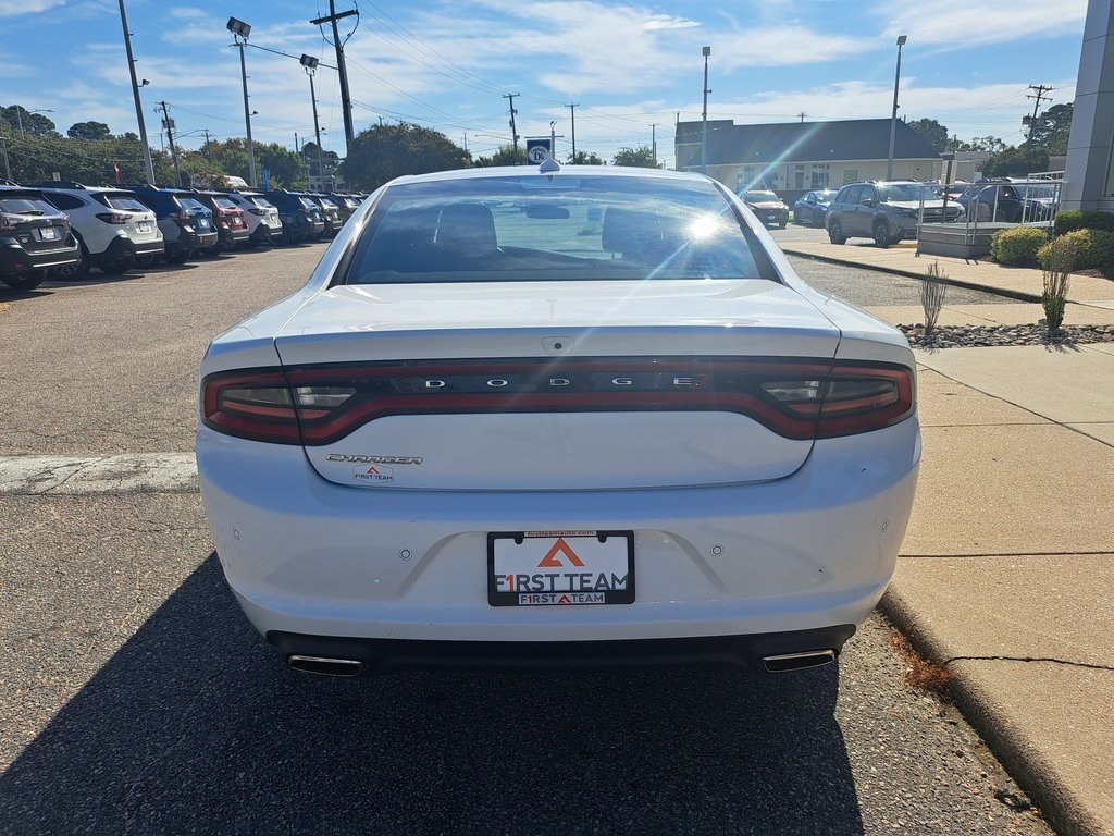 2023 Dodge Charger SXT photo 4