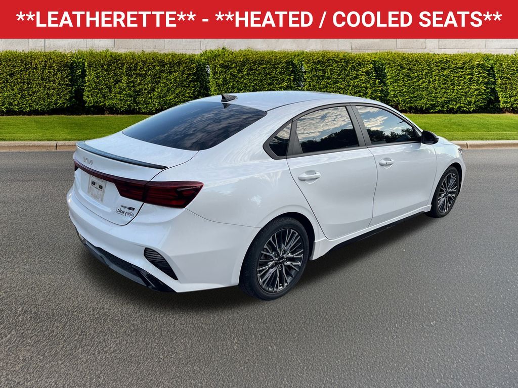 2022 Kia Forte GT-Line photo 4