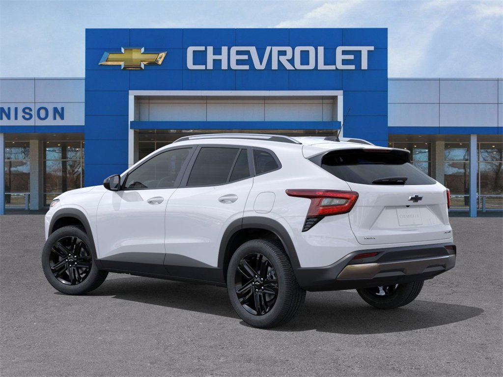 2026 Chevrolet Trax ACTIV photo 2