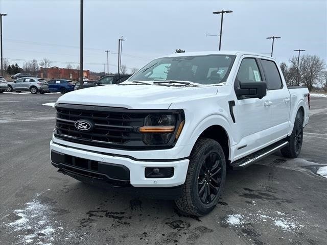 2025 Ford F-150 XLT photo 3