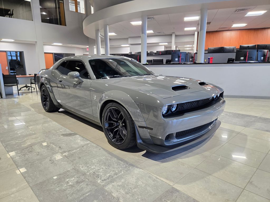 2019 Dodge Challenger SRT's photo