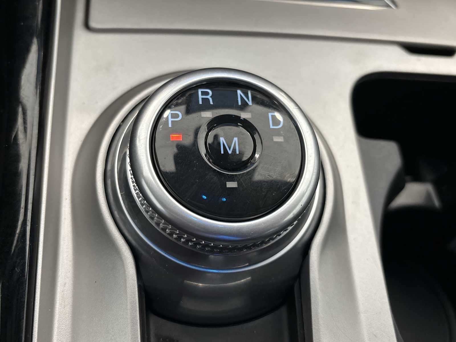 2022 Ford Explorer ST photo 15