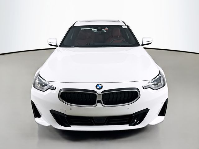 2026 Bmw 230i xDrive Coupe photo 2