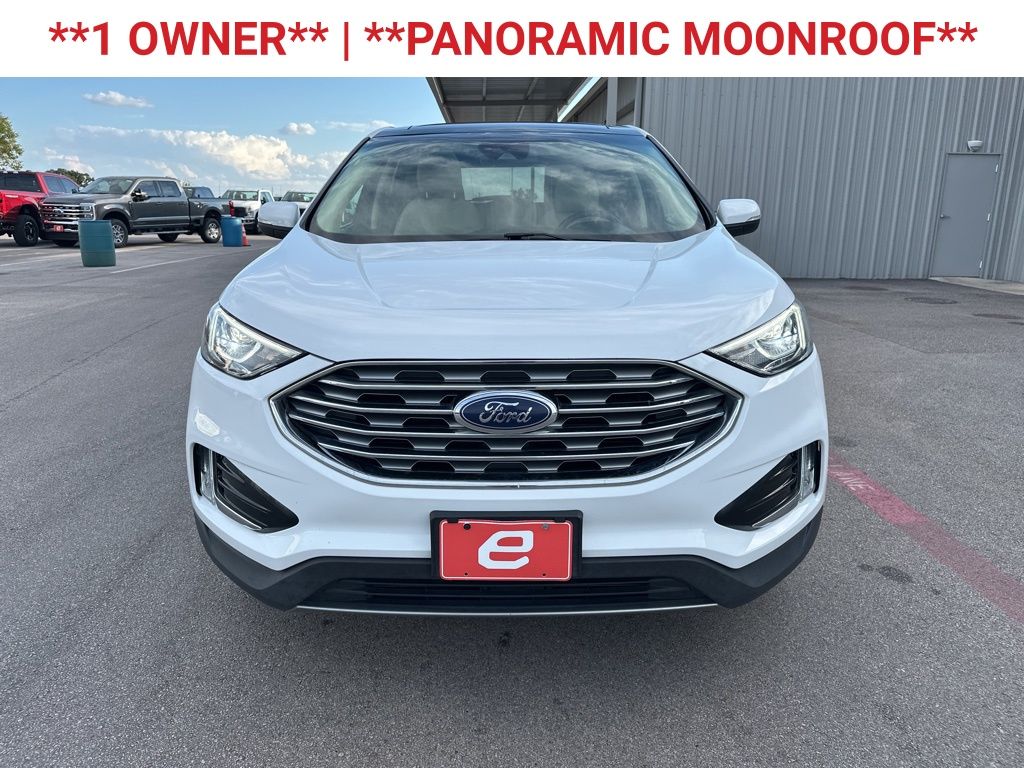 2019 Ford Edge SEL photo 2