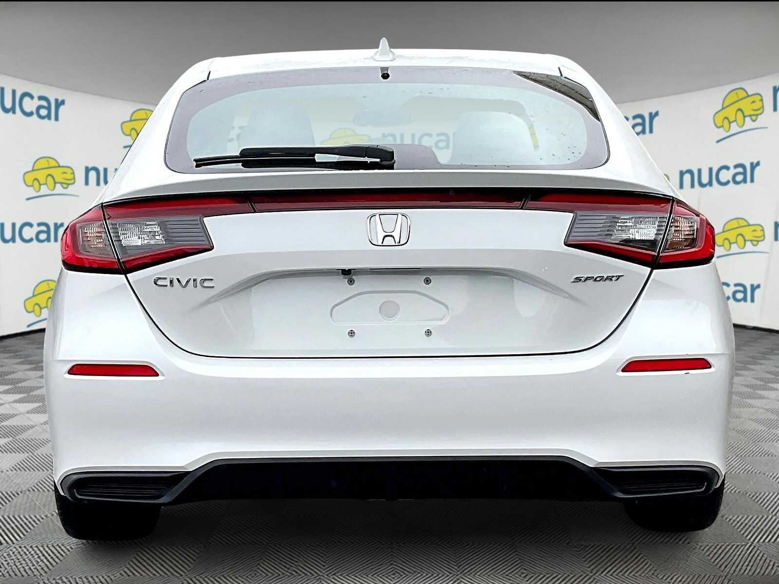 2023 Honda Civic Hatchback Sport photo 3