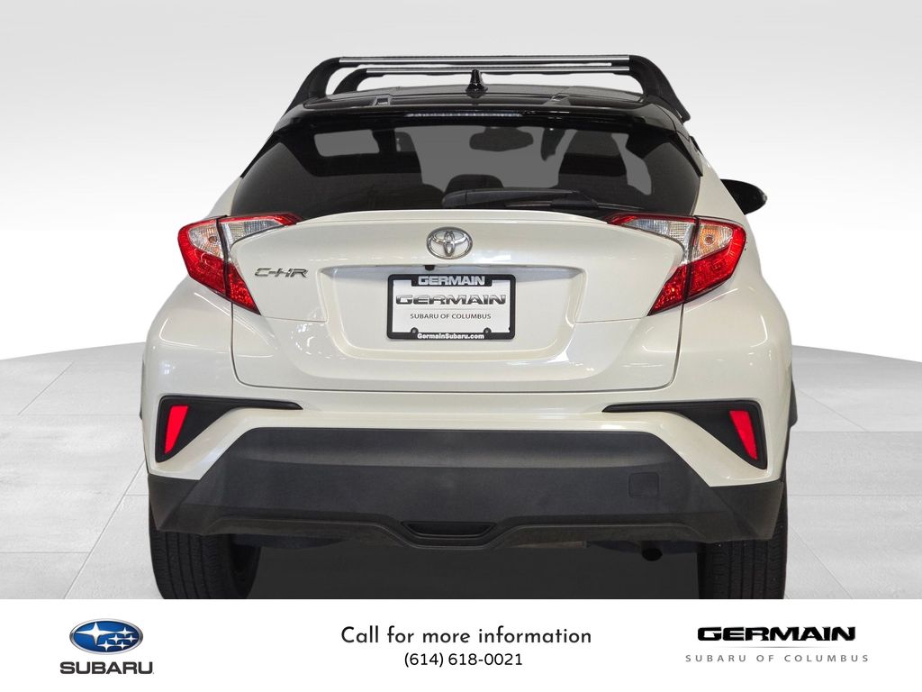 2019 Toyota C-HR XLE photo 6