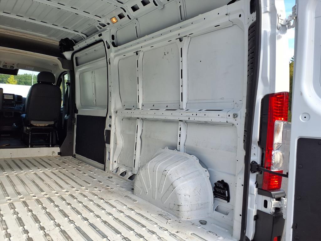 2023 Ram ProMaster 2500 photo 9