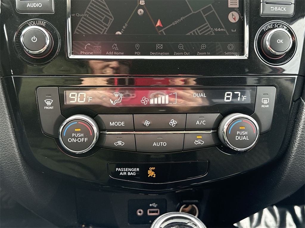 2018 NISSAN ROGUE - Image 18