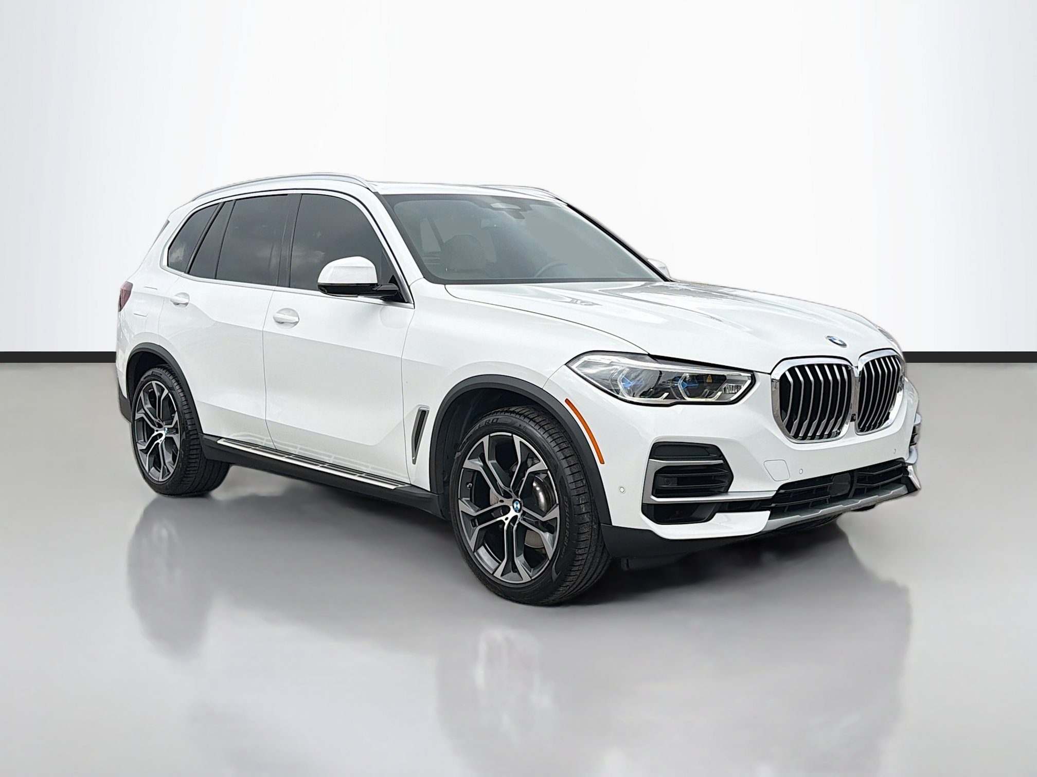 2022 BMW X5 40i's photo