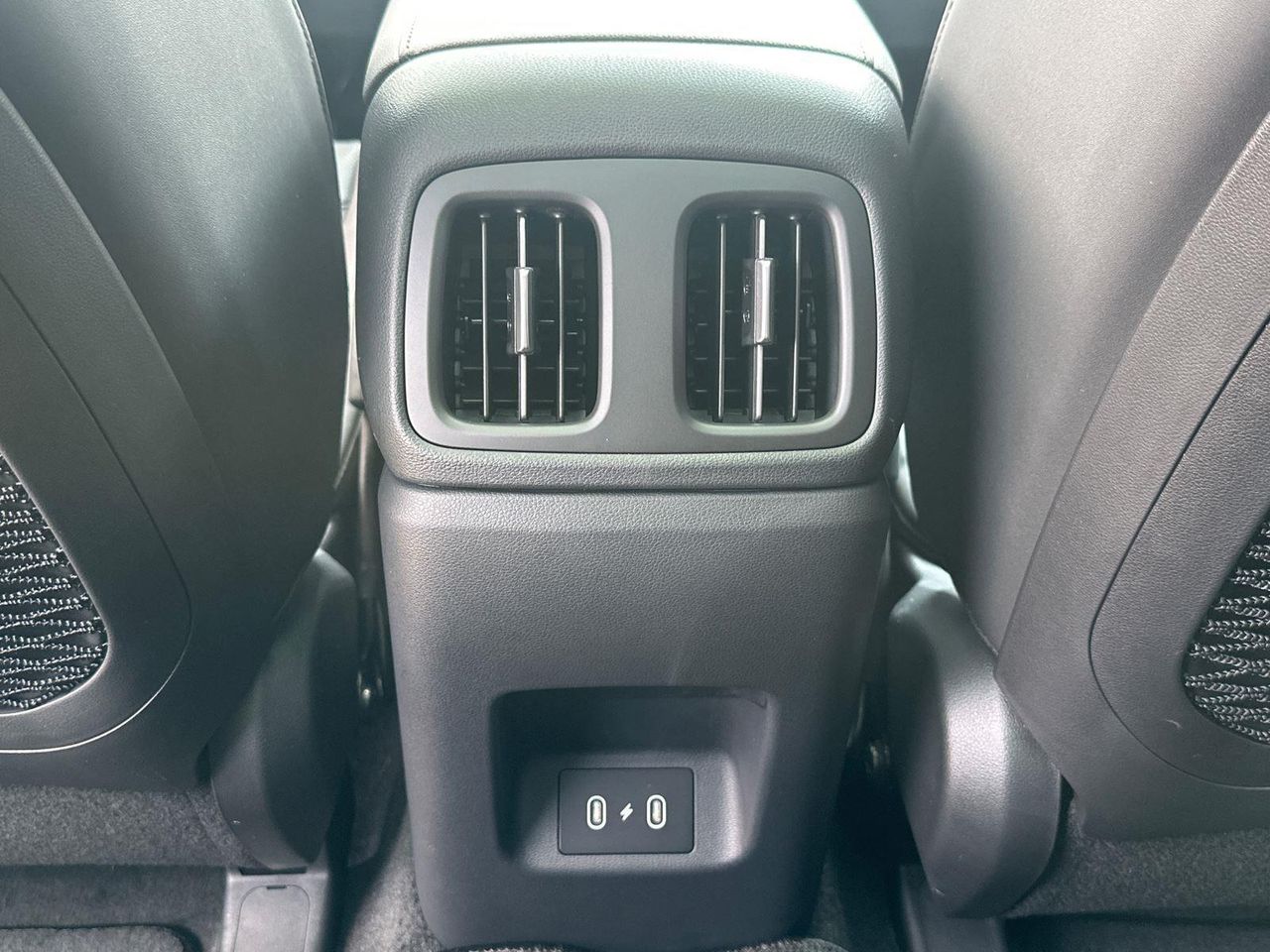 2025 Hyundai Tucson Hybrid SEL Convenience photo 31