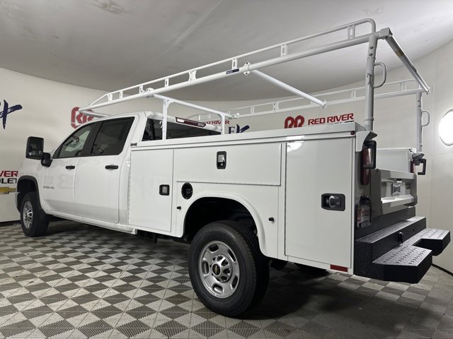2025 Chevrolet Silverado 2500HD photo 4