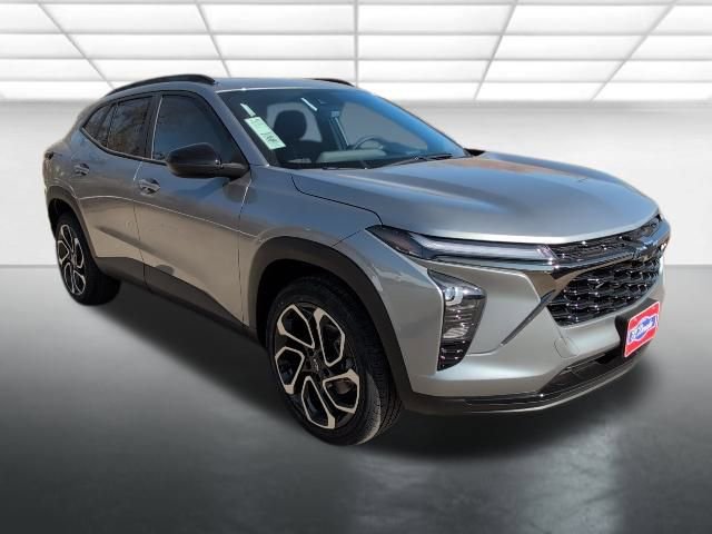 2026 Chevrolet Trax RS's photo