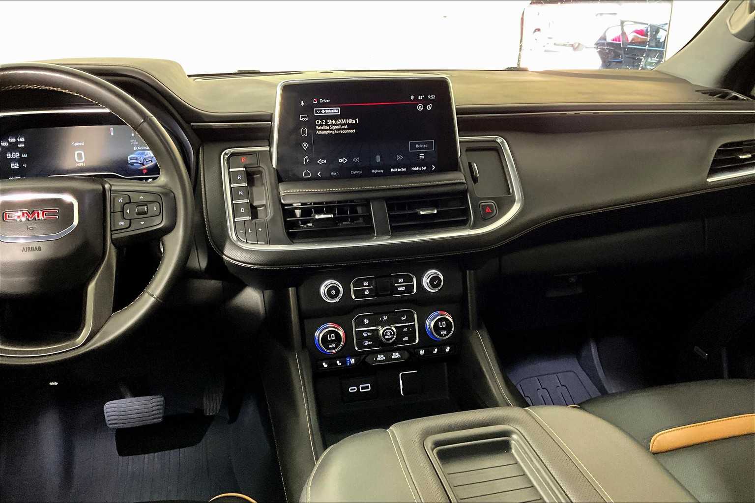 2024 Gmc Yukon XL AT4 photo 6