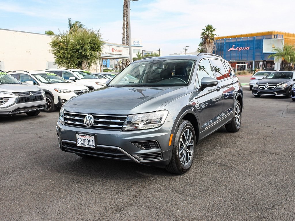 2020 Volkswagen Tiguan SE photo 3