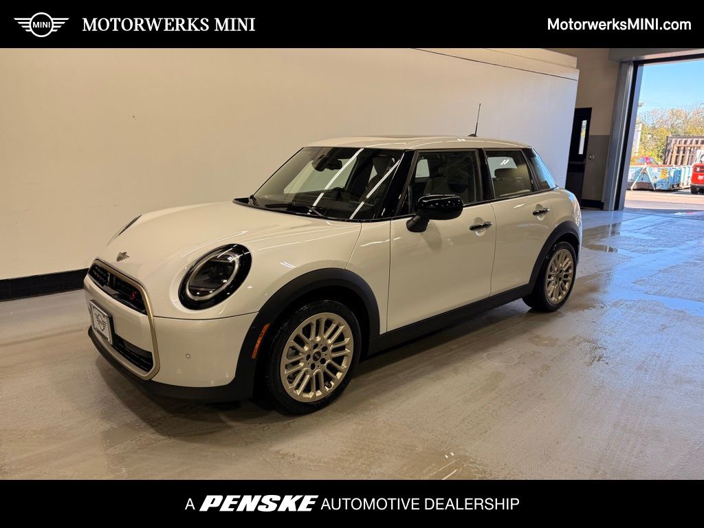 2025 MINI Hardtop 4 Door S's photo