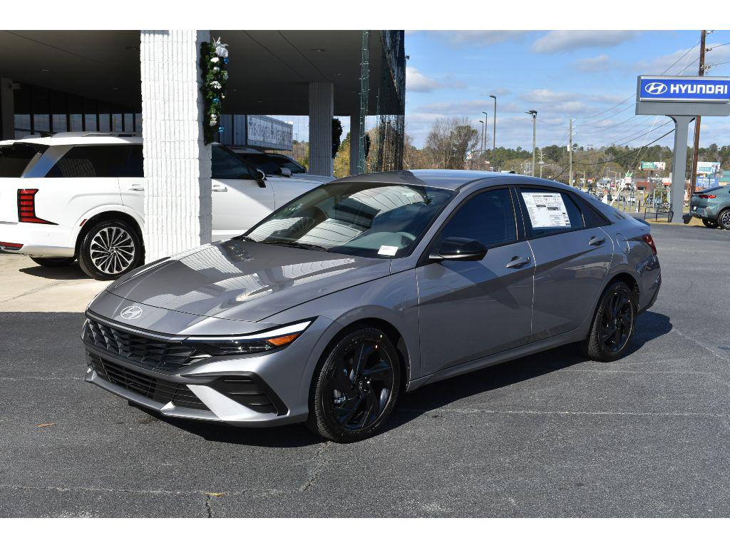 2026 Hyundai Elantra SEL's photo