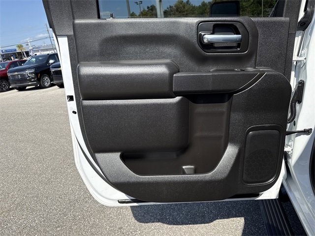 2022 Chevrolet Silverado LT photo 26