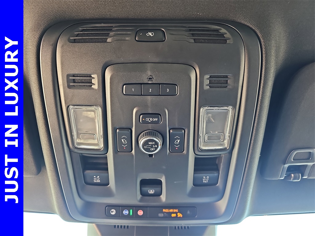 2023 Cadillac Escalade Premium Luxury photo 31