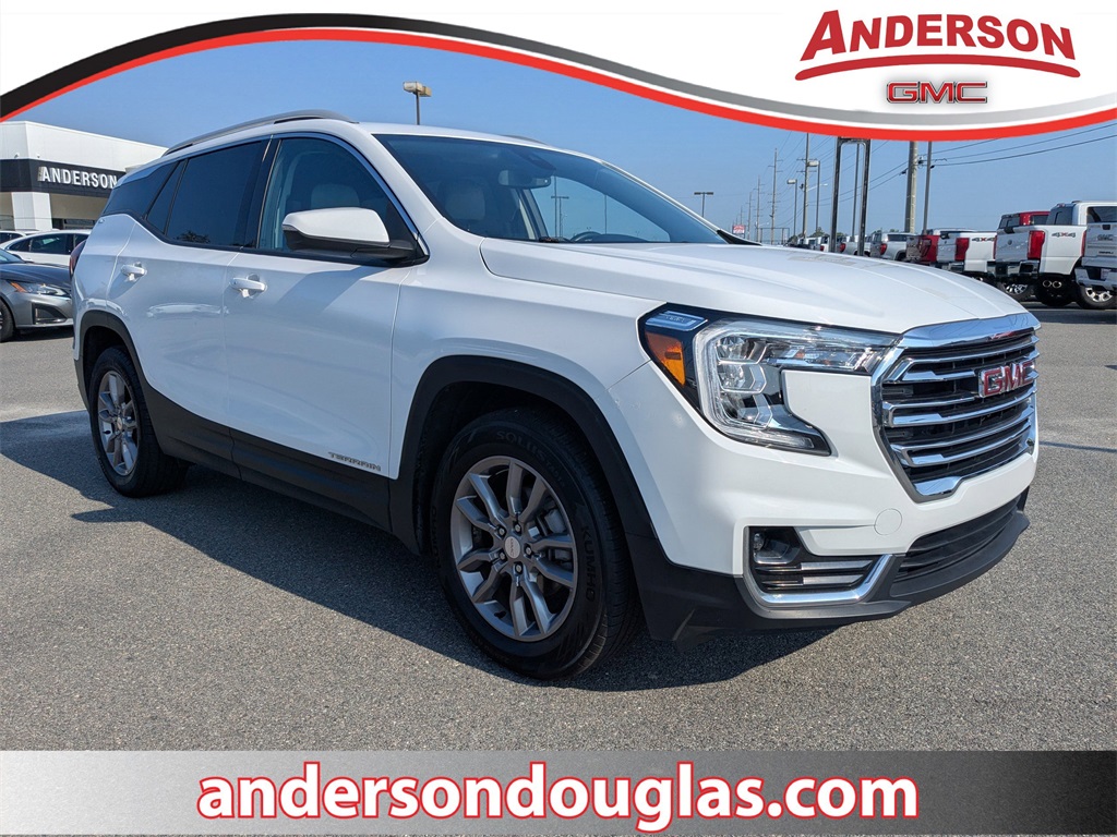 2023 GMC Terrain SLT's photo