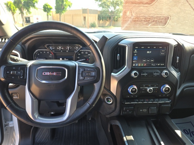 2022 Gmc Sierra HD SLT photo 13
