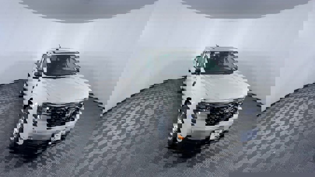 2025 Ford Maverick XL photo 2
