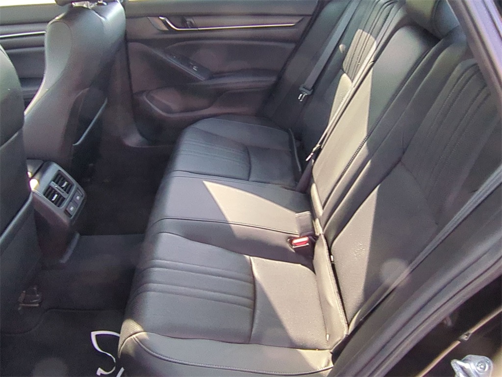 2022 Honda Accord Touring 2.0T photo 15