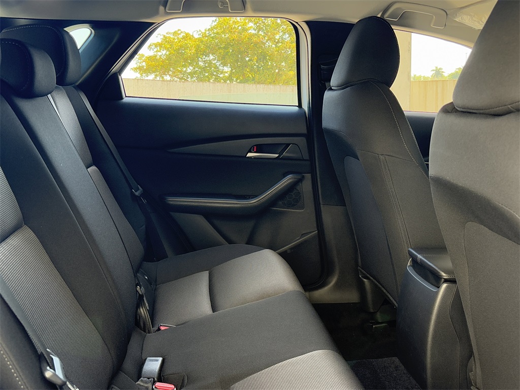 2025 Mazda CX-30 2.5 S photo 9
