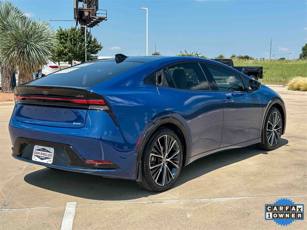 2024 Toyota Prius Limited photo 3