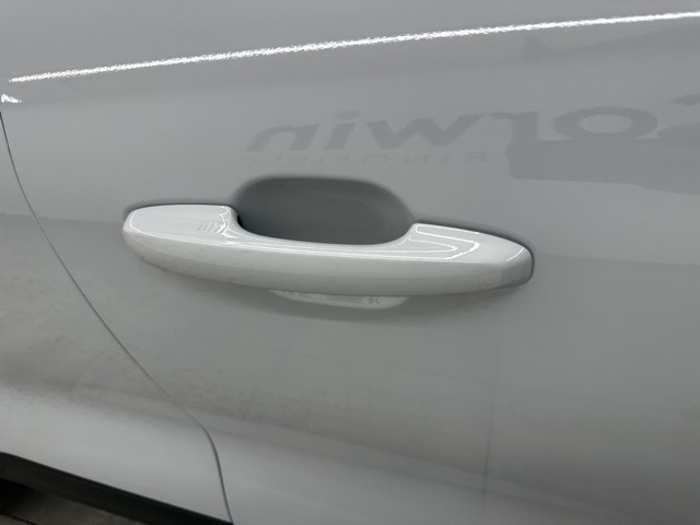 2025 Ford Escape ST-Line photo 8
