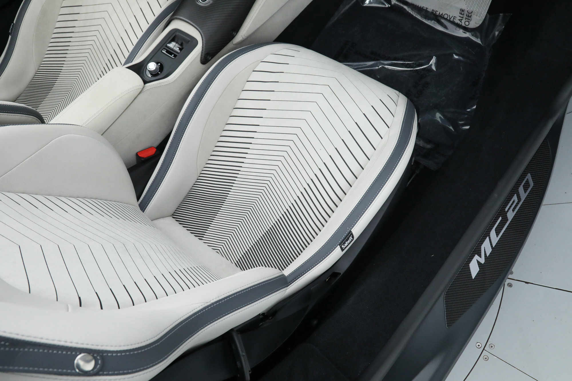 2023 Maserati MC20 Base Cielo photo 19