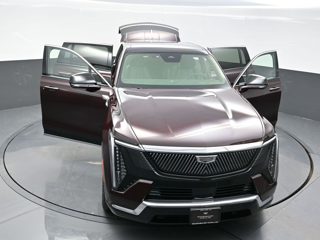 2026 Cadillac Escalade IQ Luxury photo 24
