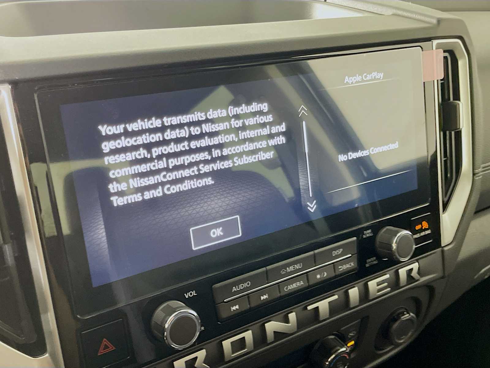 2025 Nissan Frontier SV photo 12