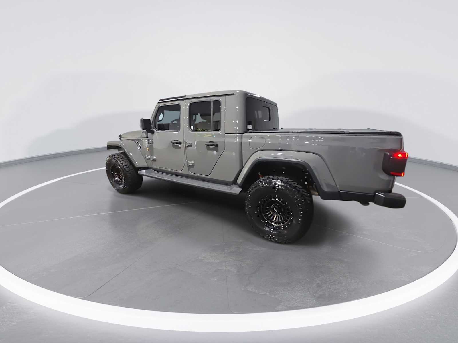2022 Jeep Gladiator Overland photo 6