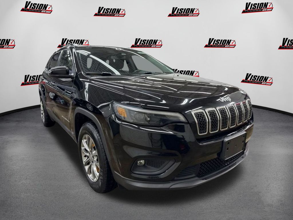 2021 Jeep Cherokee Latitude Lux photo 3