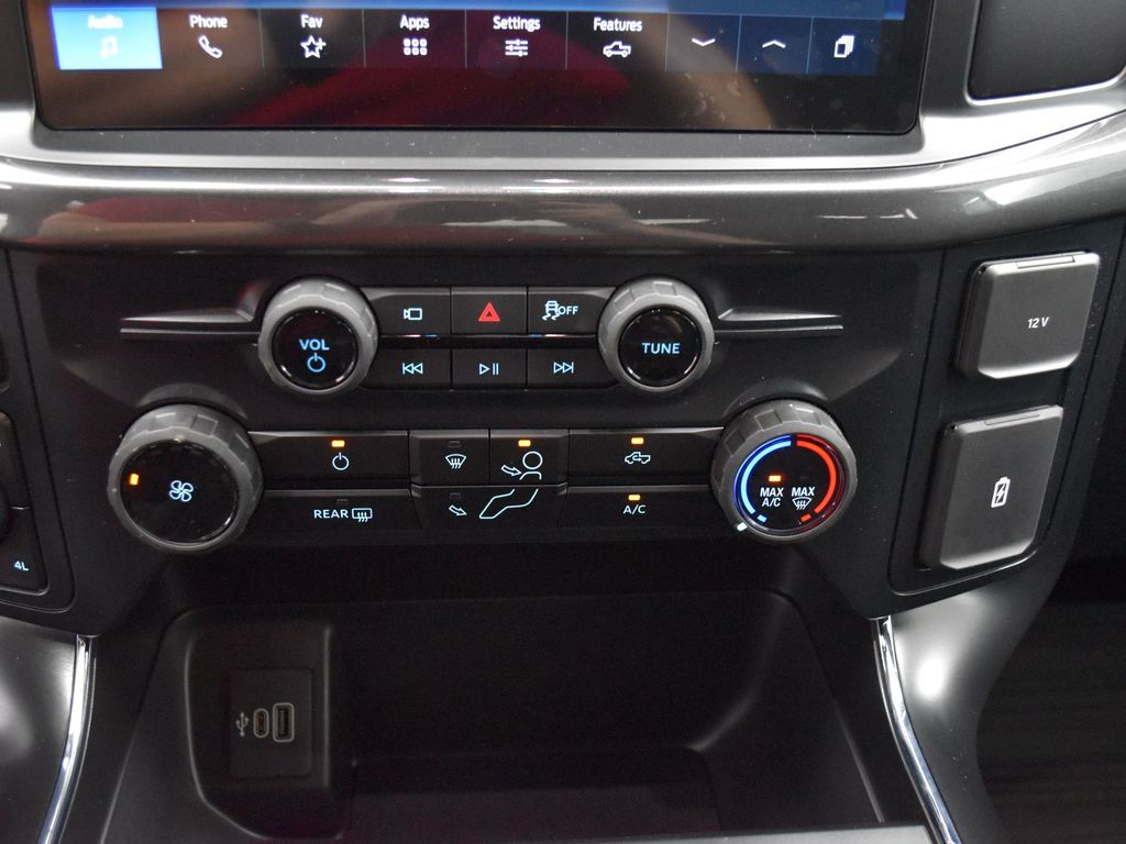 2025 Ford F-150 STX photo 17