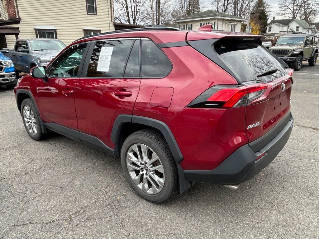 2024 Toyota RAV4 XLE Premium photo 2