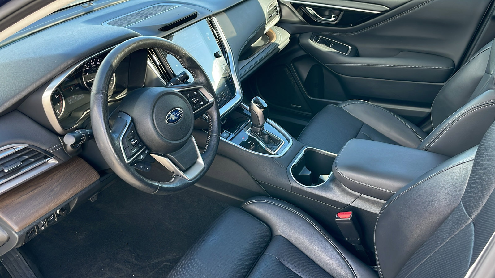 2022 Subaru Outback Limited photo 9