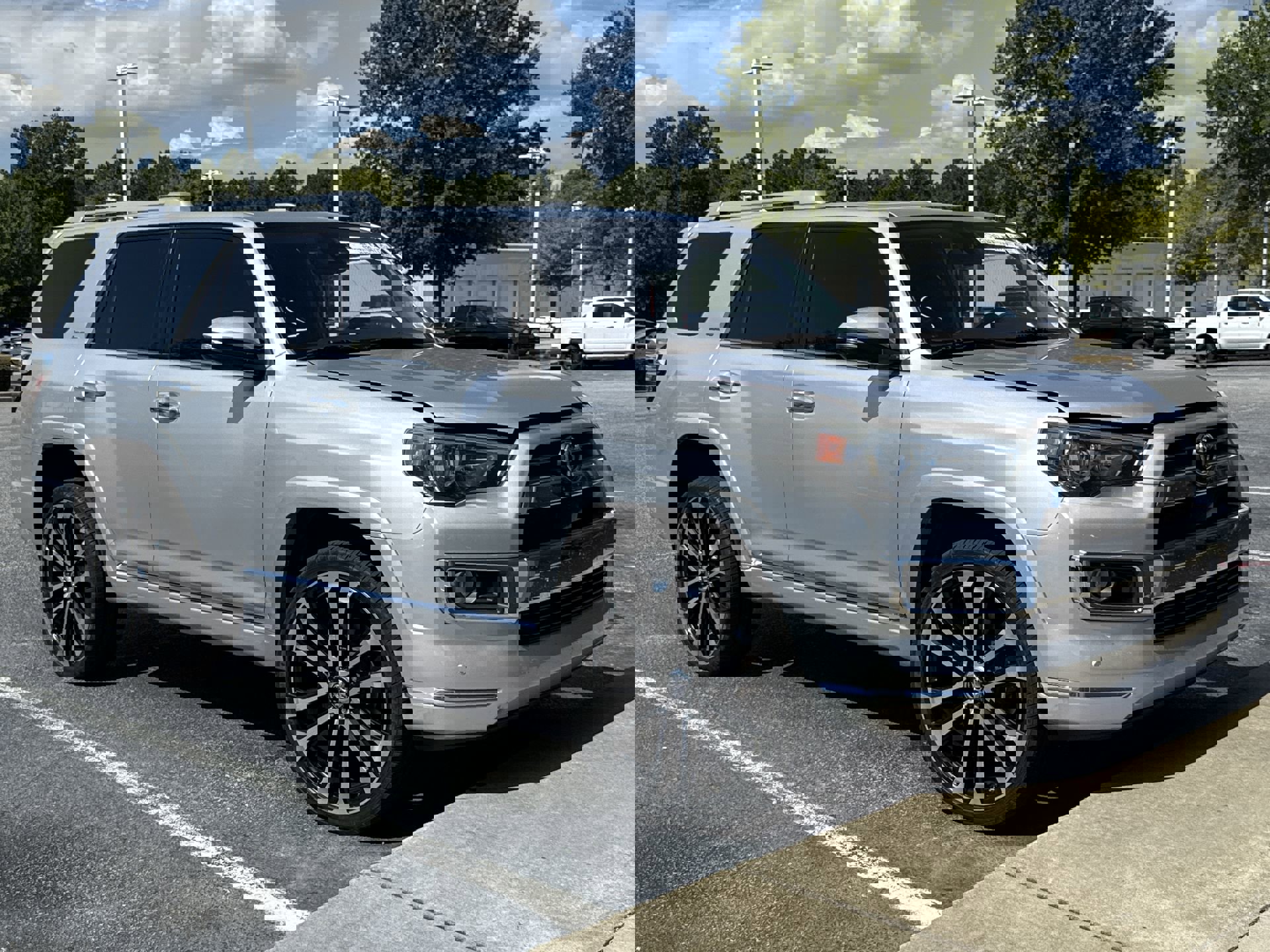2020 Toyota 4Runner Limited photo 2