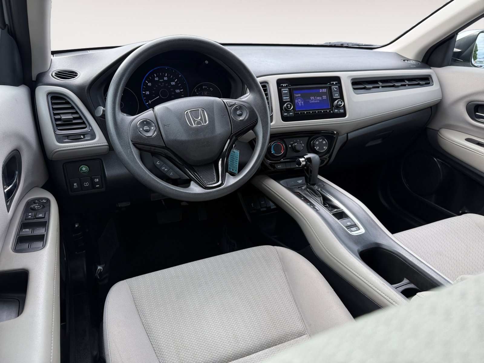 2016 Honda HR-V LX photo 15