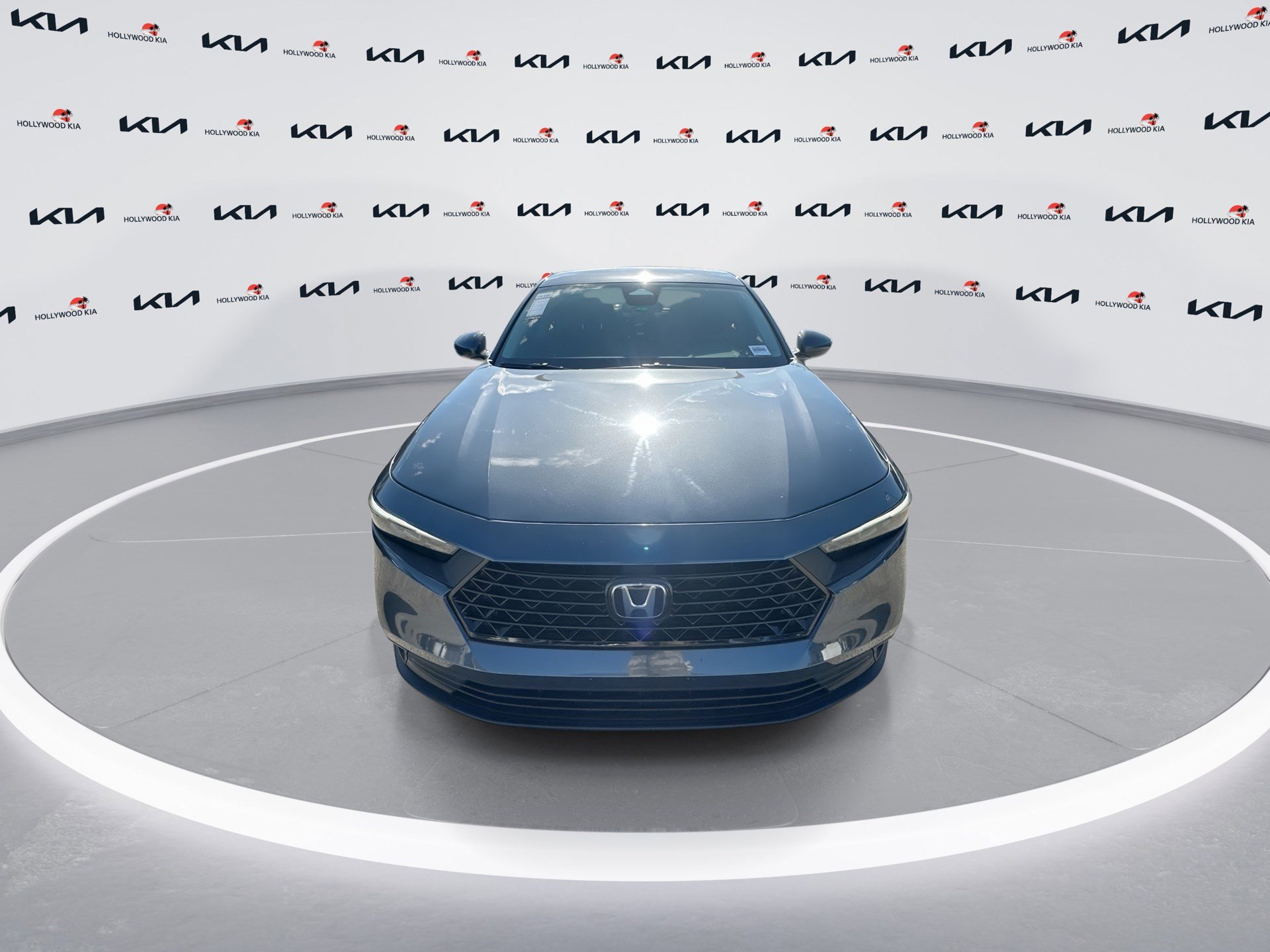 2023 Honda Accord LX photo 3