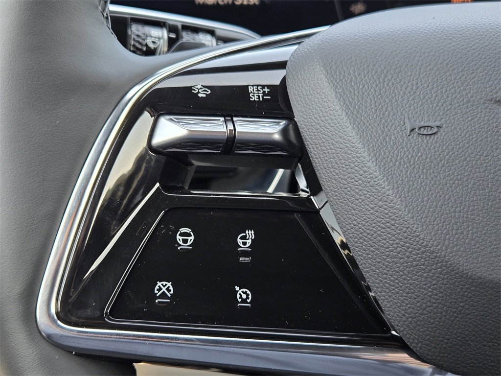 2025 Cadillac Lyriq Sport photo 27