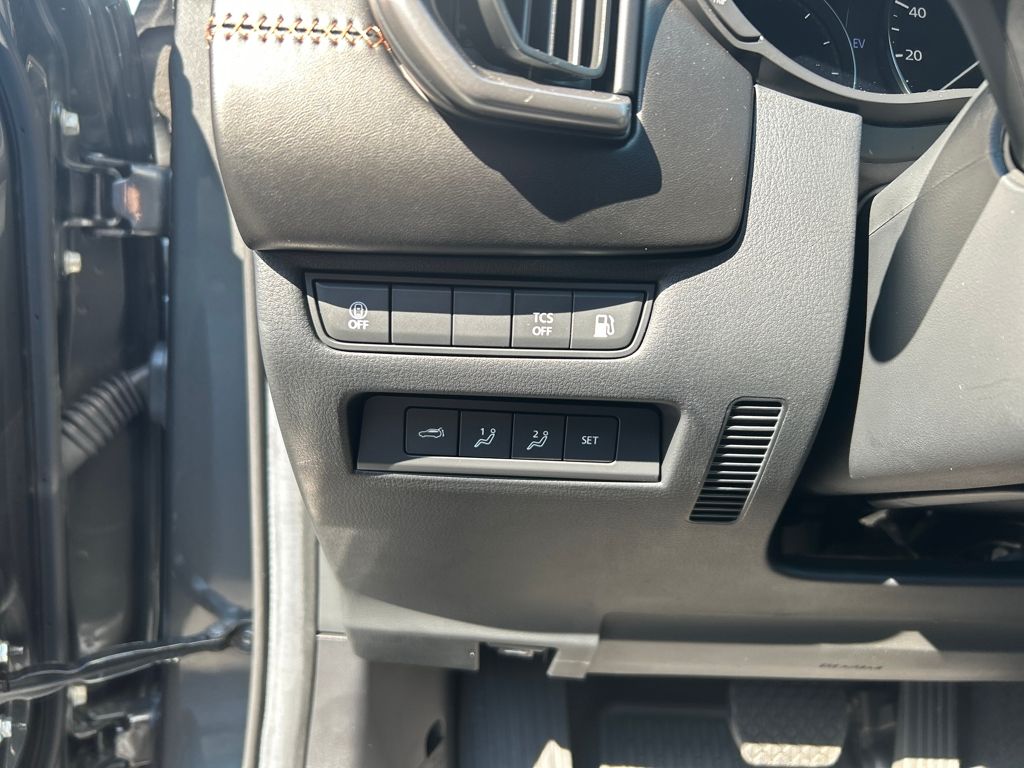 2025 Mazda CX-50 Premium photo 16