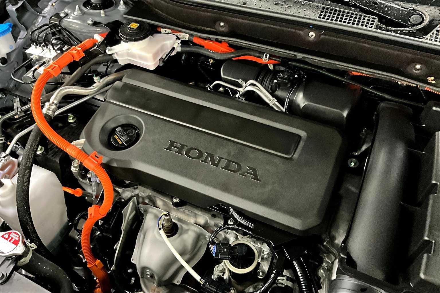 2025 Honda CR-V Hybrid Sport Touring photo 28