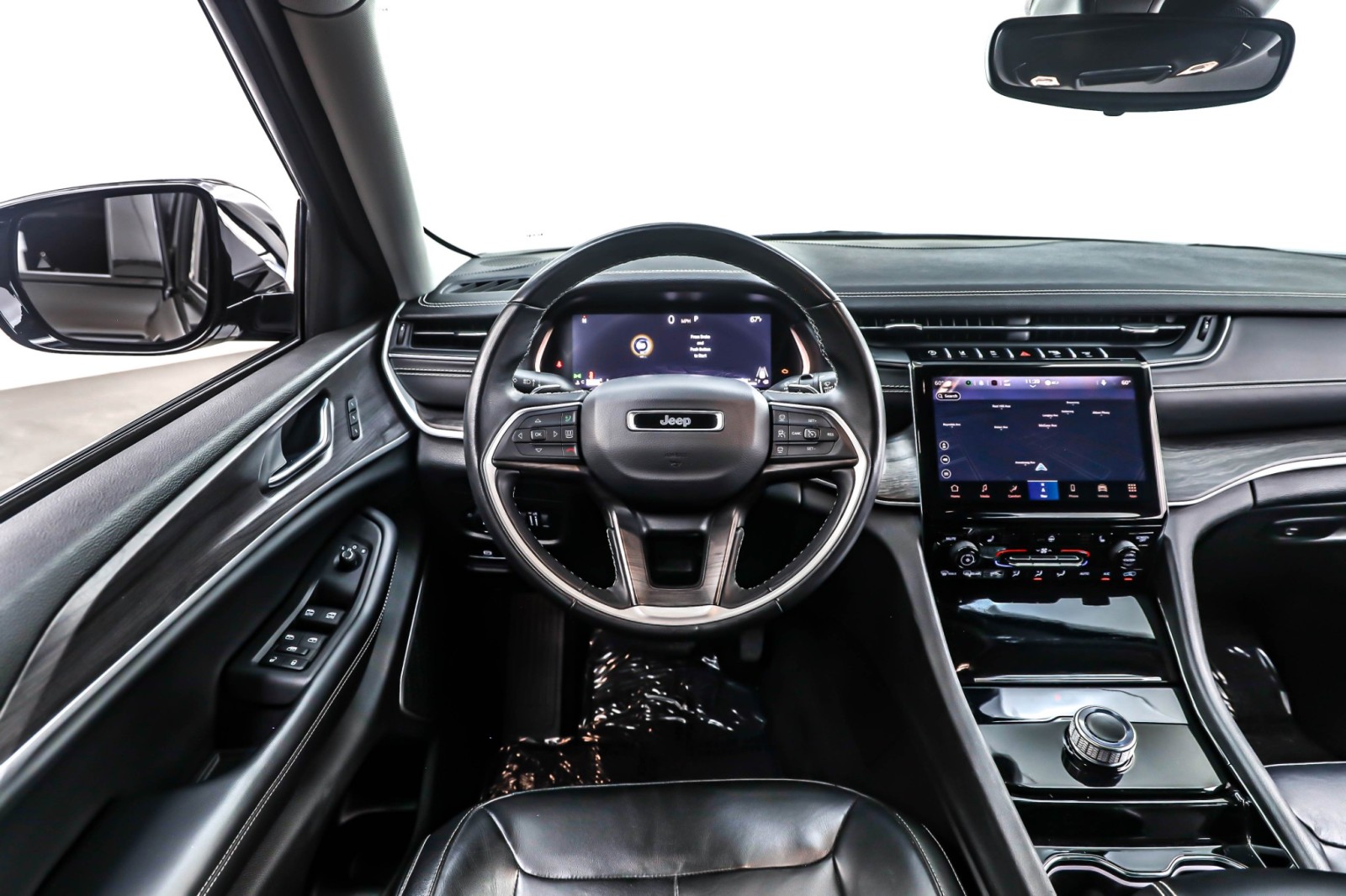 2022 Jeep Grand Cherokee Limited photo 4